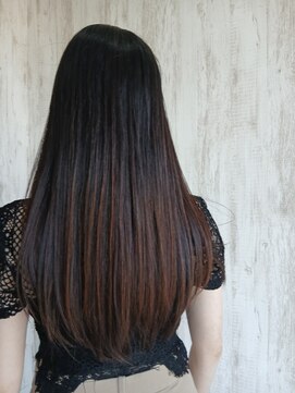 リ サニー 豊中(Re:sunny) 艶めきロング