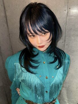 ネハス(nehus.) ハッシュカット/レイヤーカット/ブリーチ/ウルフカット/原宿