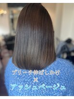 ローレン(LOREM)&nbsp;似合わせカットブリーチ伸ばしかけ！Aラアッシュベージュ2.3