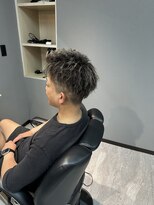 シンバ(Simba)&nbsp;ツイスト　アップバング　パイルツイスト　テーパーフェード