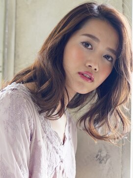 ジジ(GIGI) 大人カジュアルなロブ