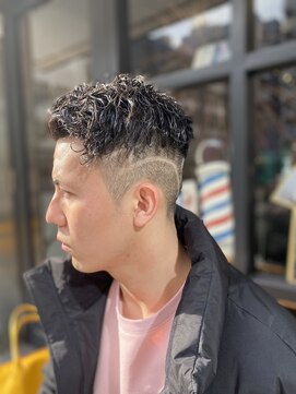 バーバー ヤマミチ(BARBER YAMAMICHI) ＜理容室＞バリカンアート ハードパーマ