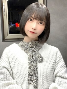 アイユー(ii+U) ボブ　大人ガーリー　ぱっつんバング　パープルブラック