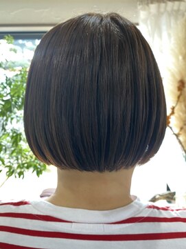 アドア ヘアーステージ グレージュブラウンカラー