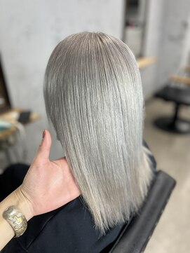 ワン(ONE) シルバー