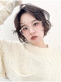 癖毛風ゆるパーマショートボブアッシュベージュ