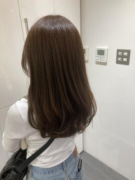 フィグバイアルテフィーチェ(fig by artefice) ミディアムヘアー