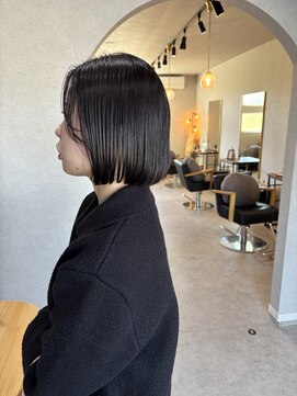 エレ('ele) 美髪ストレートボブ