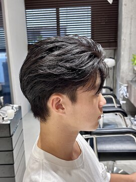 ファルベ(Farbe) フェザー/サーフカール/センターパート/波巻きツイスパ