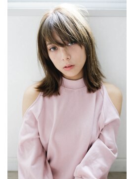 ロロネー 梅田(Lolonois) 【Lolonois梅田】シンプル☆ストレートミディ(藤岡なおき)