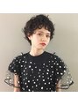 リム(LIM)&nbsp;ショートパーマ。ショートの強めのカールはウエットな質感推し！