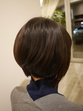 ヘアー カラー キー(HAIR color KEY) 前下がりボブ