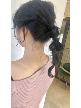 フィゼル 福島店(fizelle) ダークグレーとタマネギヘア＊いけもとみお