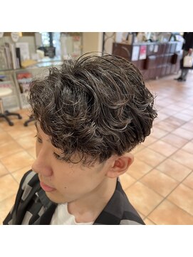 メゾンドボーテ 少路店(MAISON DE BEAUTE) メンズパーマ