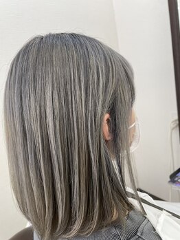 ヘアーメイク カイリー(HAIR MAKE kylie)の写真/天然ハーブや自然素材を使用。"お手頃価格×こだわりの薬剤"で定期的に美容室に通いたい方へおすすめ♪