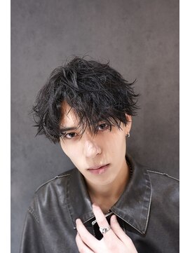 ニコ トウキョウ ヨコハマ(nico) センターパートニュアンスパーマメンズカット