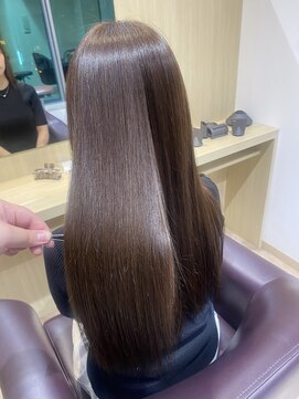 ファースト 仙台店(first) 大人女性の「綺麗」を支える髪質改善ストレート