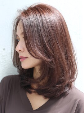 ジゼル 博多筑紫口店(GiseL) ミディアム レイヤーカット 顔周り 前髪 透明感カラー 20代30代