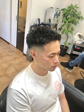 シュクセ 千早店(succes) スキンフェード アップバングセット