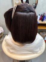 ムギ(Mugi.)&nbsp;丸みが続く、美髪ボブ。ストレートエステ