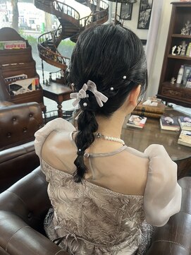 バイブアンドアネックス(VIBE & ANNEX) 結婚式お呼ばれ編み下ろしヘアセット