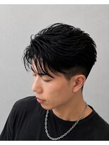 レジットブライト カナザワ(LEGIT BRIGHT KANAZAWA) フェザーカット/センターパート/金沢/MEN‘S