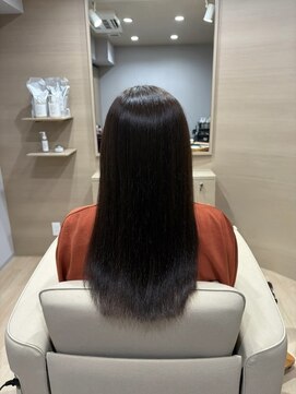 ランプ 泉中央(Lamp) 広がり・うねり解消の美髪矯正