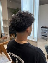 ジレス(Jiles)&nbsp;【テーパーフェード】【ツイスパ】【ピンパーマ】