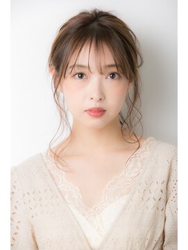 ユーフォリア 銀座(Euphoria) 簡単アレンジ☆ロ―ポニーアレンジ！担当中間