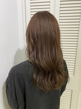 アドラーブル 万代店 (adorable) 【韓国風ヘア】グレージュで透明感、艶感たっぷり 20代30代