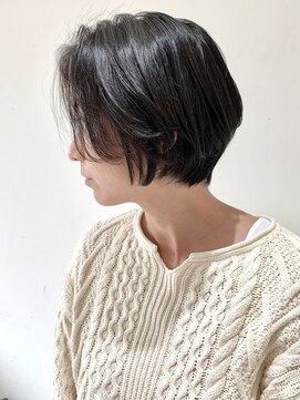 フォーク FOLK 【FOLK】似合わせカットで小顔小頭に♪前下がり前髪長めショート