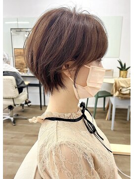 ルアン 上通り(ruen) 熊本 ショートカット 大人ショート ruen 上通り 右田莉奈