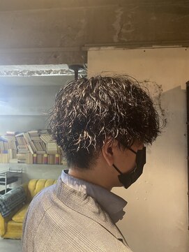 ロイジー(roijir) 【表参道 roijir】ツイストスパイラルパーマ×王道モテパーマ