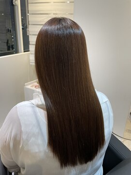 エミュスト(Emuest) 艶髪アッシュブラウン