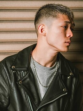 ダグラスヘア イーストサイド 岐阜 岐南(Douglas hair East side) 【スキンフェード】金髪スキンフェード