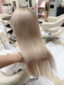 ホープ(hope) ホワイトベージュ【梅田|Yu-ki】