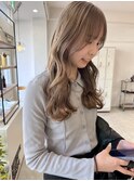 大人かわいい小顔ハニーベージュ韓国ウェーブロング