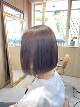 フローライト 廿日市(Fluorite)の写真/【ふんわりはそのままキ-プ】プロの技×レジェンド★新メニュ-"プチ髪質改善"でツヤっと表面だけストレ-ト