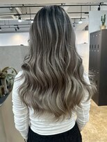 メリー オオサカ(Merly Osaka)&nbsp;silver balayage