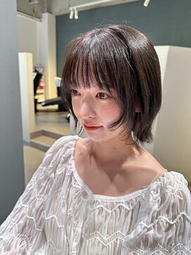 アム(amu) 酸性ストレート/縮毛矯正/レイヤーボブ/ボブレイヤー/小顔カット