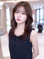 ケアリー 越谷レイクタウン(Carelly)&nbsp;デザインカラー/レイヤーカット/ウェットヘア/オリーブベージュ