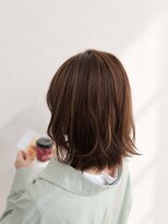 カスミ 霞(KASUMI)&nbsp;艶ライトベージュ。～くすみ添え～　Glossy light beige