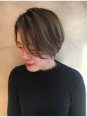 前下がりショートスタイル 