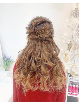 レア(Le'a) お花ハーフアップ