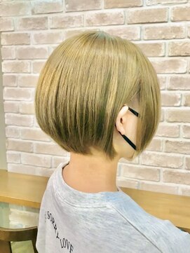 レプリカ 上大岡(Replica) Gold×ショートボブ