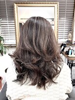 アンテナ(ANTENNA)&nbsp;白髪ぼかしハイライト