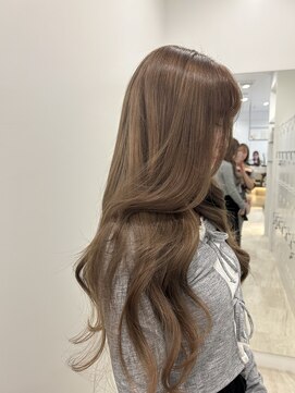 ロンドルピナス 小倉(Lond Lupinus) ブルーブラック/ワイドバング/美髪のススメ/外ハネボブ/北九州