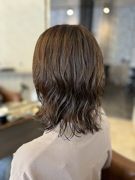 クティエ(Cuthie) ミディアム/パーマ/小牧市/オリーブベージュ