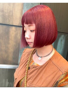 オーストヘアジジ(Aust hair Gigi) 赤とボブ