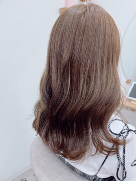 シアエミュー 新越谷店(SHEER emu) ブリーチなし艶カラーベージュ